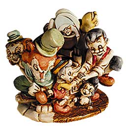出張買取】ピノキオのくるみ割り人形やハーモニーキングダム